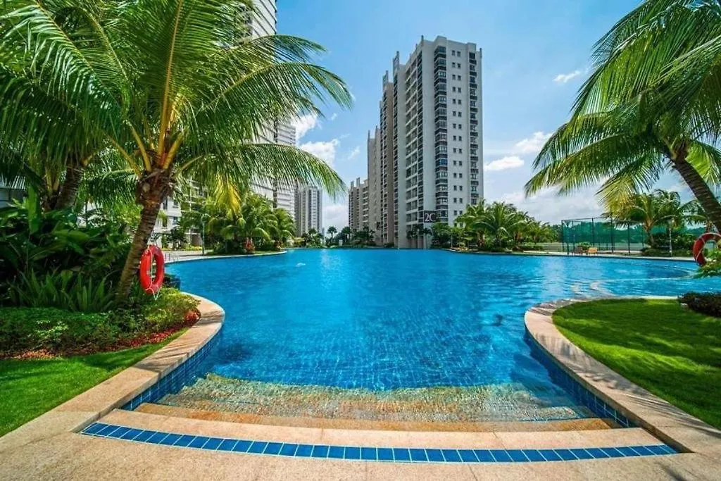 温馨休闲家庭套房3房3厕 6-8人 Danga Bay Country Garden Yi Jia名宿 新山